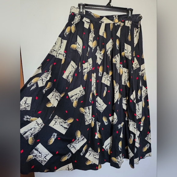 Vintage Simon Chang Pineapple/Surfer Printed Mid-length Skirt - Picture 3 of 7